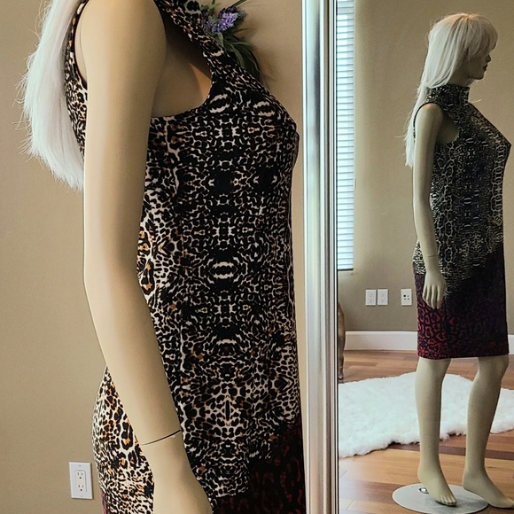 ANIMAL PRINT TURTLE NECK DRESS - Picture 2 of 6